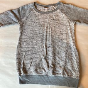 Maternity sweater. Liz Lange size small.